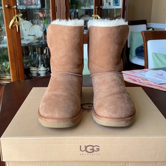UGG Chestnut Bailey Button Boot USA 9 - Picture 6 of 6